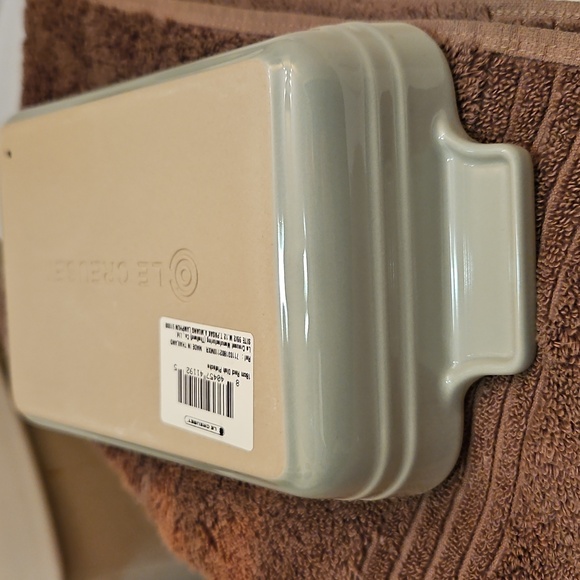 Le Creuset  Rectangular Baking Dish - Picture 8 of 10